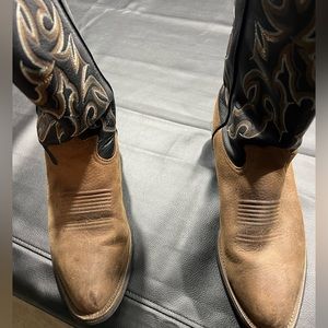 Tony Lama Men’s RR 4001 Cowboy boots